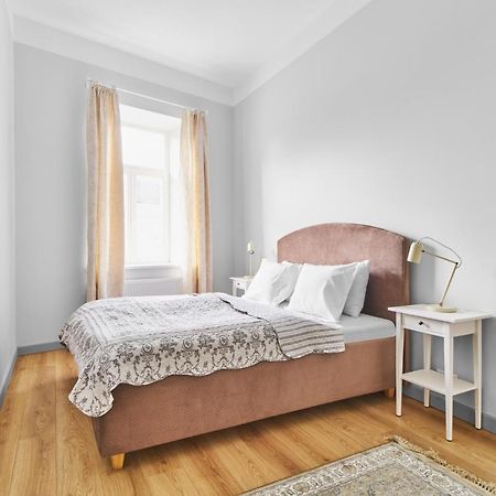 New And Lovely Apartament In Vilnius City Centre エクステリア 写真